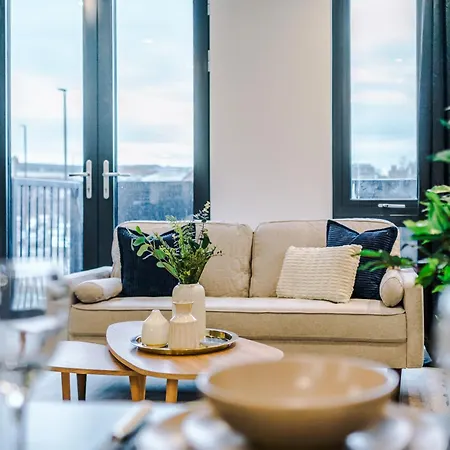 Apartment Icona 2 Apartment, With Free Onsite Gym And Secure Parking *