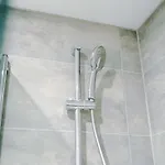 Apartment Stylish Centre - Shambles & Minster - Free Secure Parking & Gym *