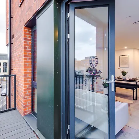 Apartment Stylish Centre - Shambles & Minster - Free Secure Parking & Gym