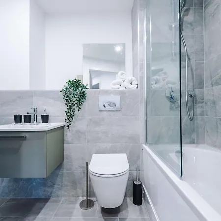 Zeni, Ouse Court York, Fantastic 2bed Flat