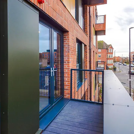 Apartment Stylish Centre - Shambles & Minster - Free Secure Parking & Gym *