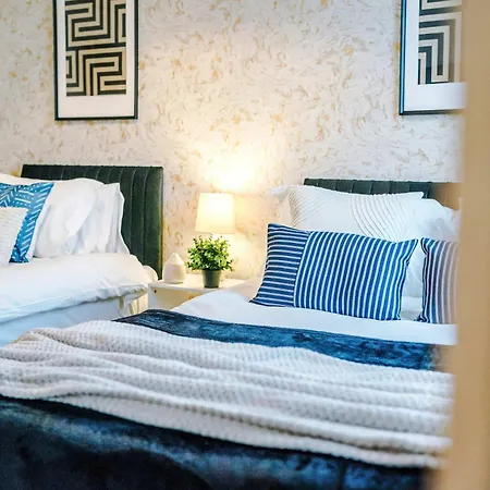 Zeni, Ouse Court York, Fantastic 2bed Flat